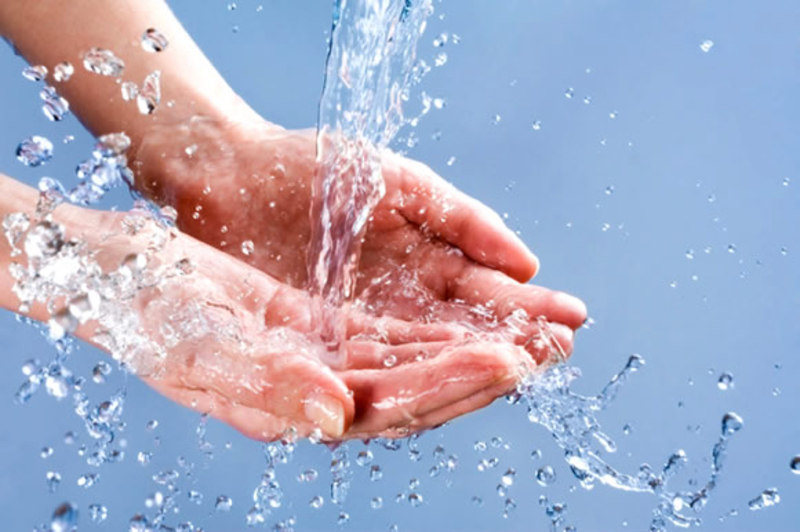 Воздержаться от мытья рук водой